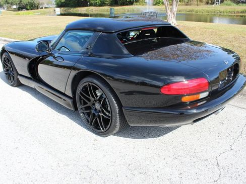 Used 2000 Dodge Viper RT/10 image 7