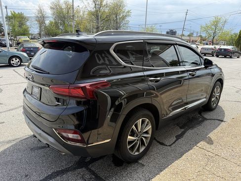 Used 2019 Hyundai Santa Fe AWD image 9