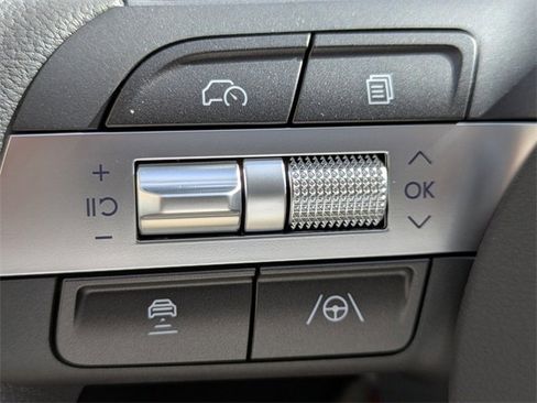 New 2026 Hyundai Kona SE image 23