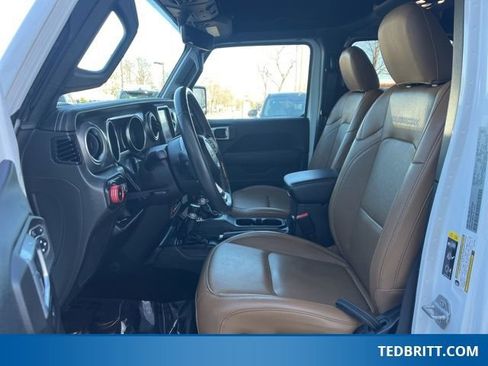 Used 2022 Jeep Wrangler Unlimited Rubicon w/ Cold Weather Group image 23