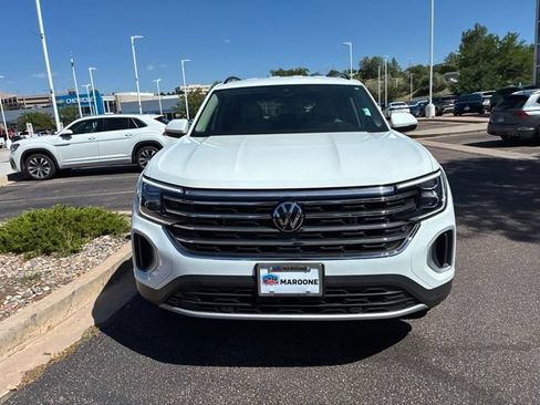 Certified 2024 Volkswagen Atlas SE FWD image 2