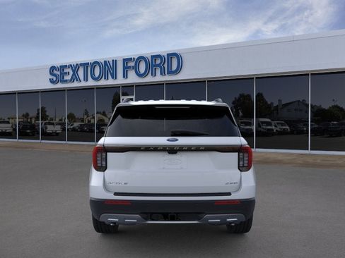 New 2026 Ford Explorer Active image 5