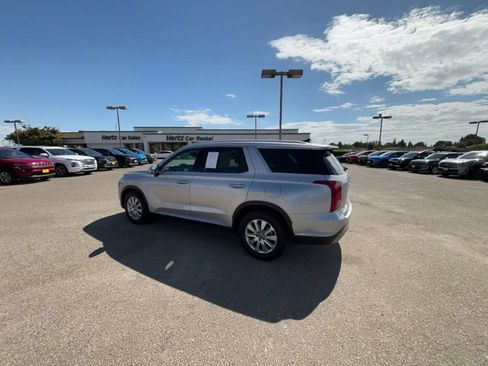 Used 2025 Hyundai Palisade SEL FWD image 9