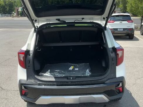 Used 2025 Kia Seltos SX AWD/4WD image 21