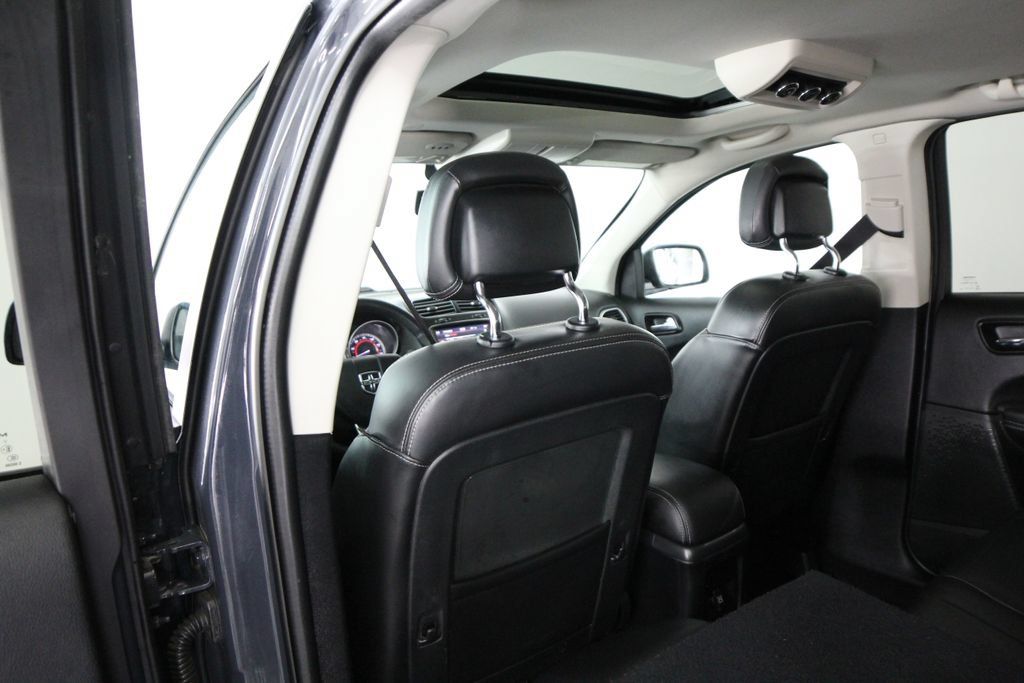 Used 2018 Dodge Journey Crossroad w/ Nav & Sun Group AWD/4WD image 37
