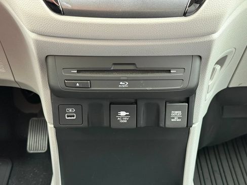 Used 2022 Honda Odyssey Touring image 44