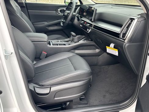 New 2026 Kia Sorento S image 11