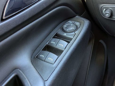 Certified 2023 Chevrolet Equinox LT FWD image 24