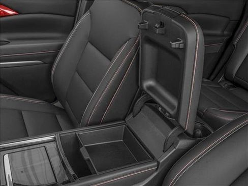 Used 2026 Chevrolet Traverse Z71 image 10