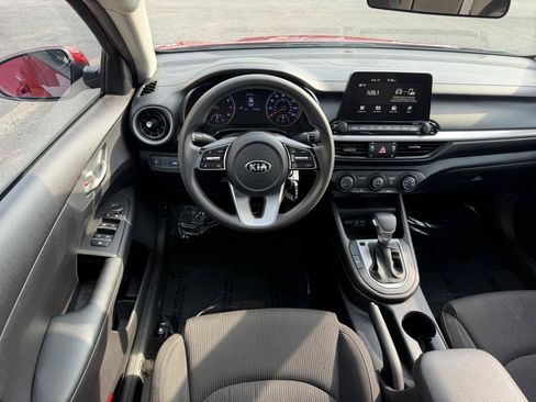 Used 2021 Kia Forte LXS FWD image 14