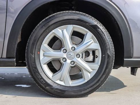 Used 2024 Honda HR-V LX image 11