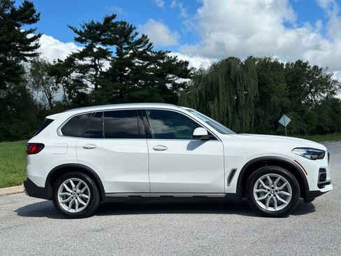 Used 2023 BMW X5 xDrive40i w/ Premium Package image 10