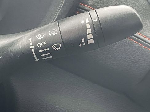 Used 2025 Nissan Sentra SR w/ SR Premium Package image 25