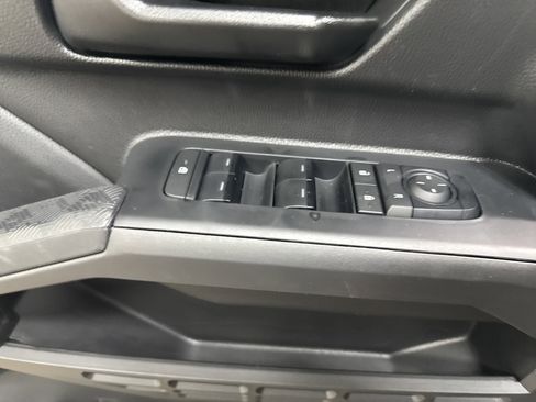 New 2025 Toyota Tacoma SR image 25