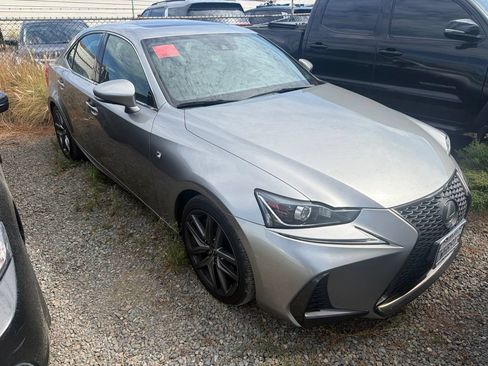 Used 2017 Lexus IS 200t F Sport w/ F Sport Package RWD image 2