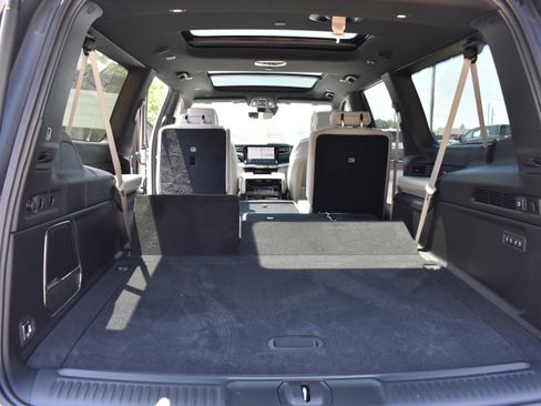 New 2026 Jeep Grand Wagoneer L Limited AWD/4WD image 41