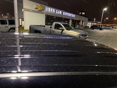 Used 2022 Toyota RAV4 LE image 4