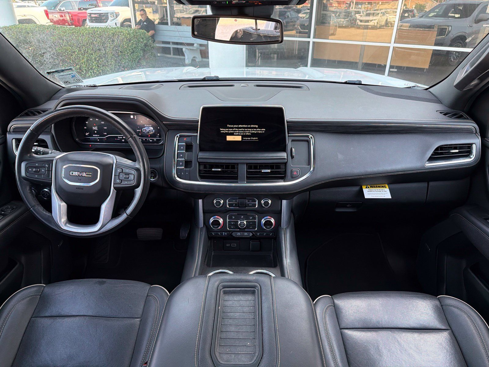 Used 2023 GMC Yukon SLT RWD image 9