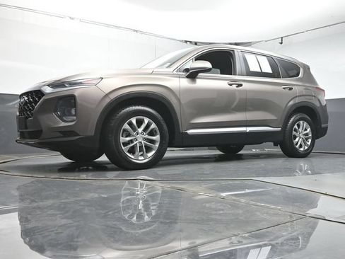 Used 2019 Hyundai Santa Fe SE AWD/4WD image 34