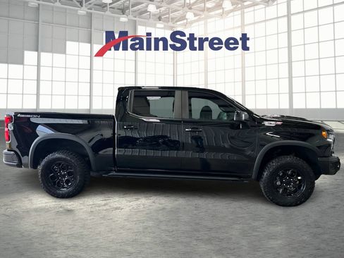 Used 2023 Chevrolet Silverado 1500 ZR2 w/ ZR2 Bison Edition AWD/4WD image 6