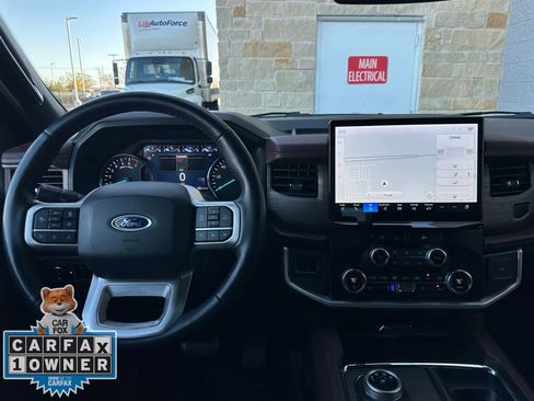 Used 2024 Ford Expedition Max Limited image 6