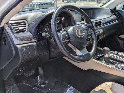Used 2018 Lexus GS 350 AWD w/ Premium Package image 10