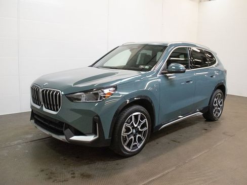 Certified 2025 BMW X1 xDrive28i image 8