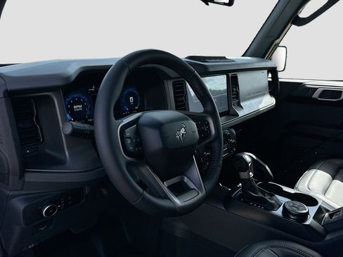 New 2026 Ford Bronco Badlands AWD/4WD image 6