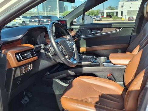 Certified 2022 Lincoln Nautilus Reserve FWD image 4