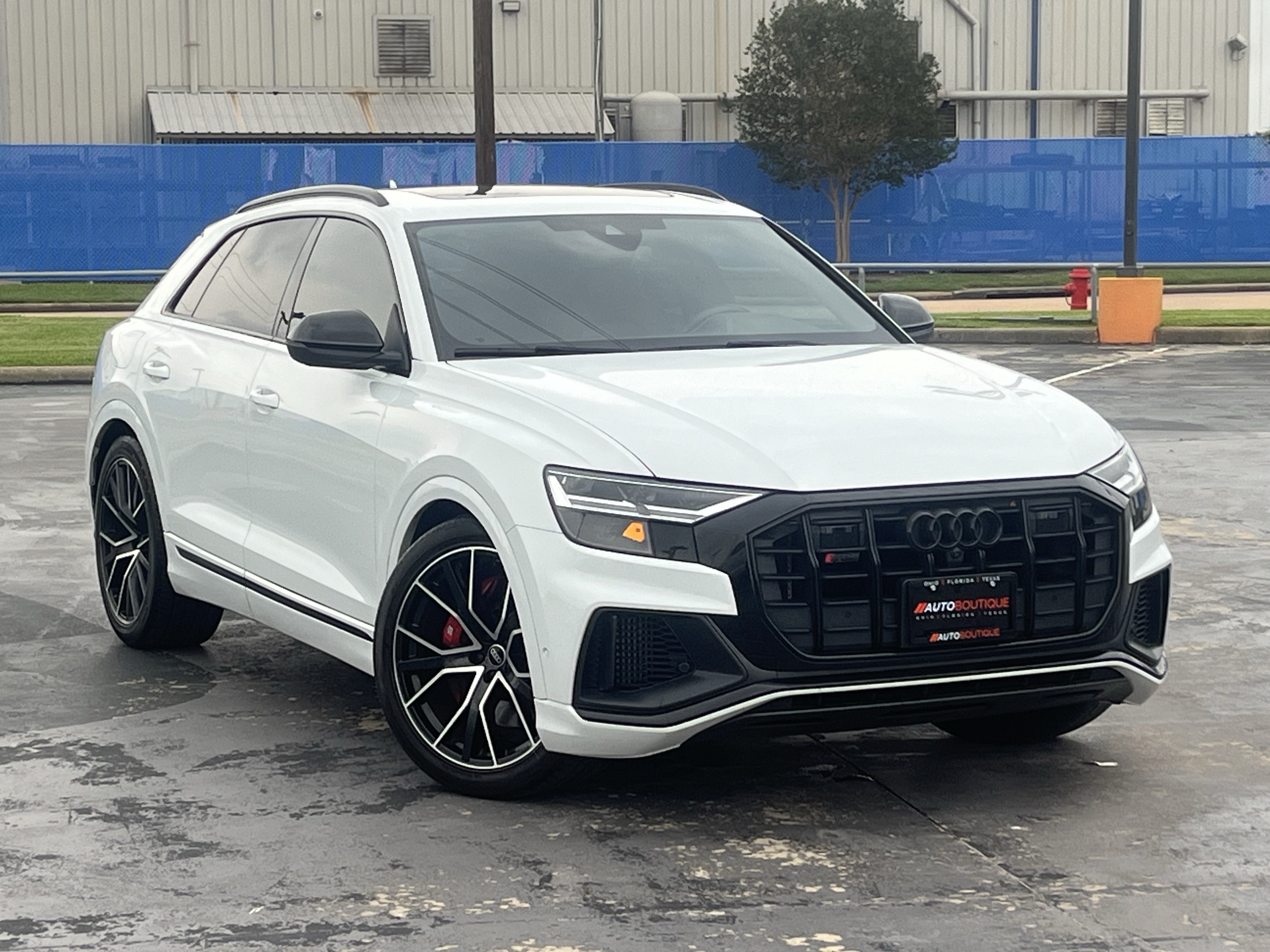 Used 2022 Audi SQ8 Premium Plus AWD/4WD image 3