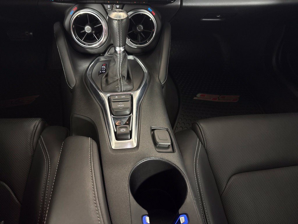 Used 2020 Chevrolet Camaro SS RWD image 14