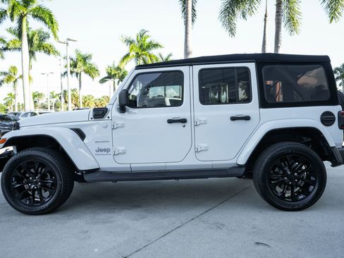 Used 2023 Jeep Wrangler Unlimited Sahara w/ Cold Weather Group image 23