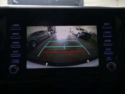 Used 2022 Toyota Tacoma SR image 21