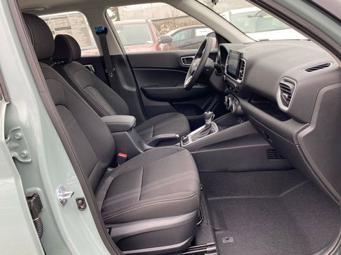 New 2026 Hyundai Venue SEL image 38