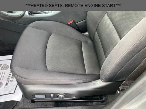 Used 2025 Chevrolet Malibu LT image 12