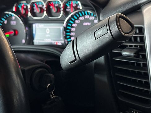 Used 2019 Chevrolet Suburban LS RWD image 19