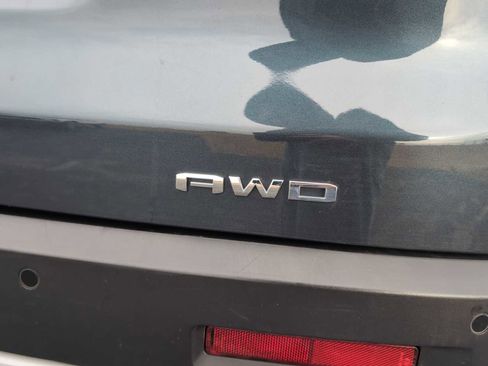 Used 2020 GMC Acadia SLE w/ Driver Convenience Package image 30