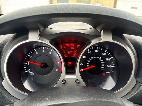 Used 2013 Nissan Juke SL w/ Midnight Edition image 19