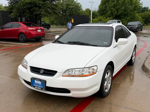 Used 2000 Honda Accord EX image 1