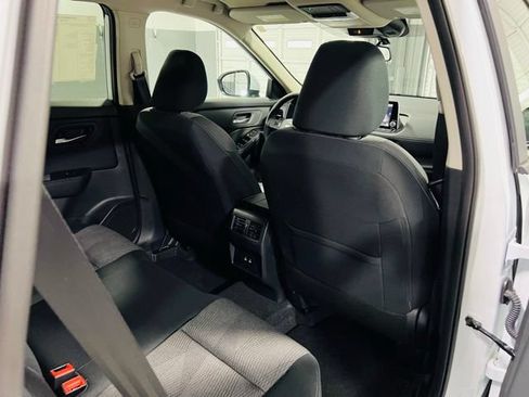New 2026 Nissan Rogue SV FWD image 25