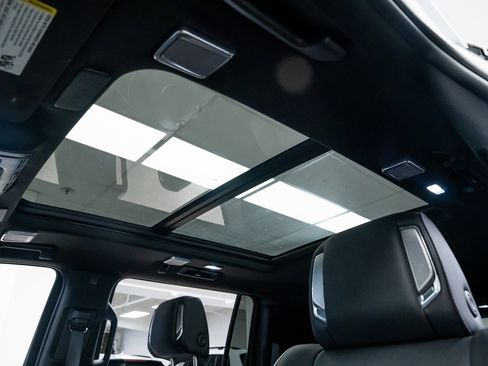 Used 2022 Cadillac Escalade ESV Sport w/ Touring Package image 16