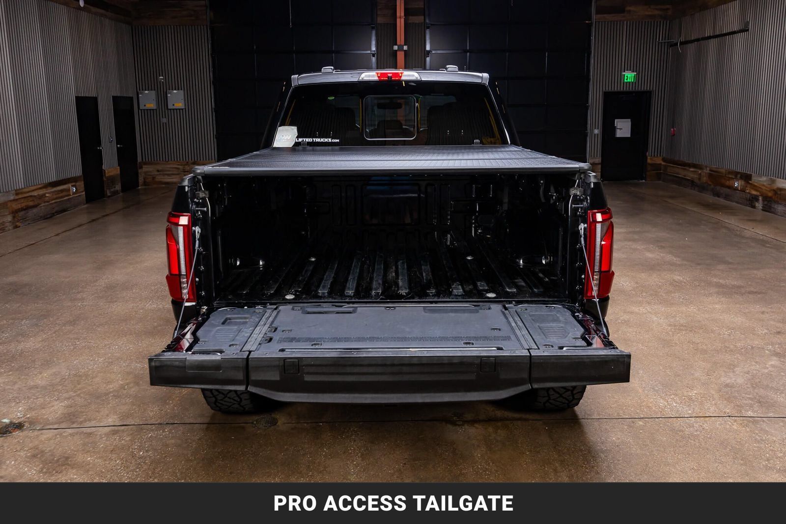 Used 2024 Ford F150 Platinum AWD/4WD image 9