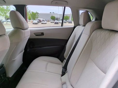 Used 2022 Toyota Corolla Cross LE FWD image 14