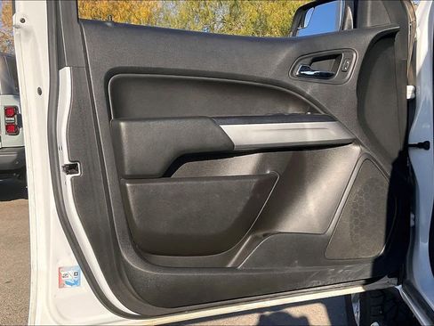 Used 2020 Chevrolet Colorado LT w/ LT Convenience Package image 21