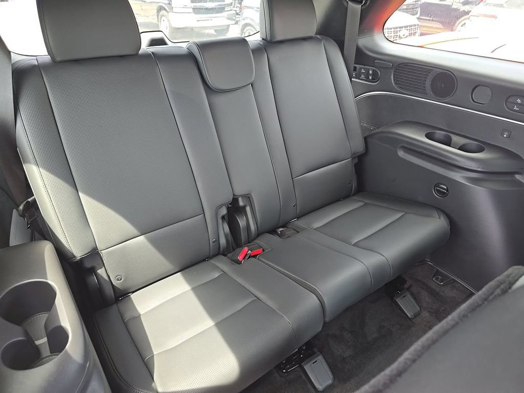 Used 2026 Hyundai Palisade Calligraphy AWD/4WD image 15