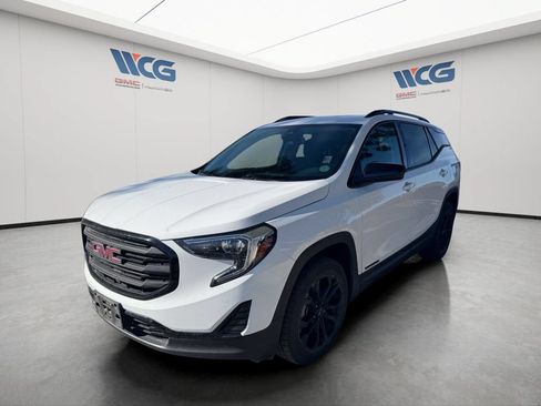 Used 2021 GMC Terrain SLE w/ Driver Convenience Package AWD/4WD image 10