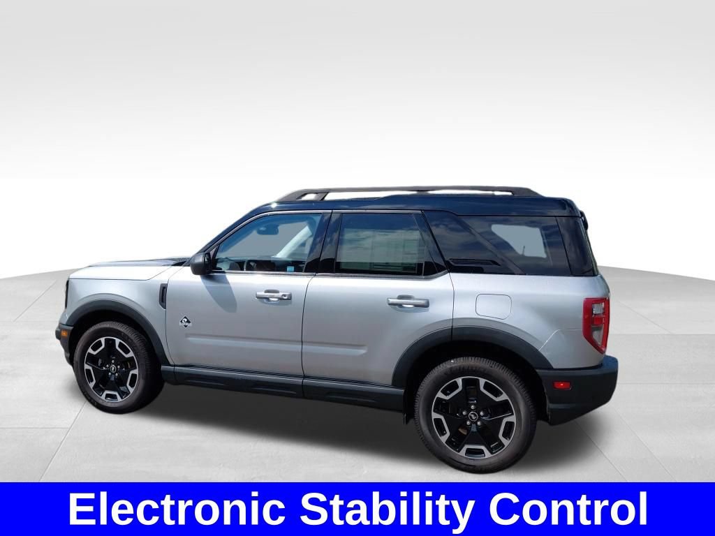 Used 2023 Ford Bronco Sport Outer Banks AWD/4WD image 19