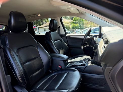 Used 2021 Ford Escape SEL AWD/4WD image 23