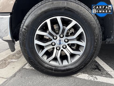 Used 2021 Ford F150 Lariat w/ Equipment Group 501A Mid image 10