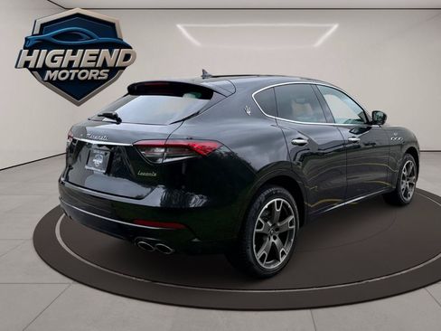 Used 2023 Maserati Levante GT AWD/4WD image 6